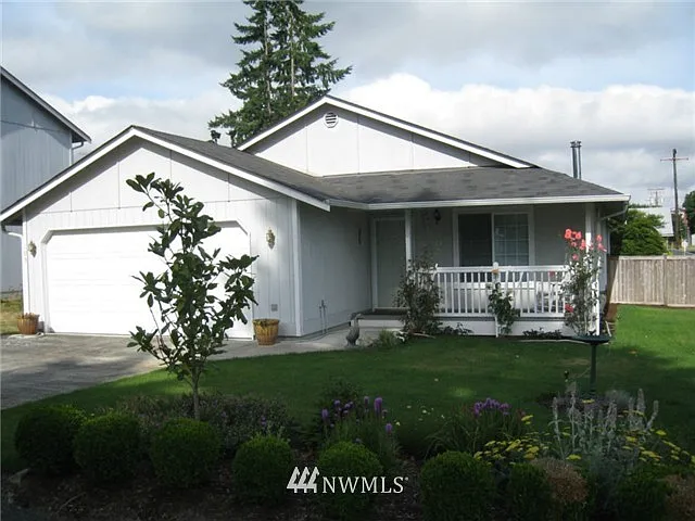 103 Lyle Street photo 1