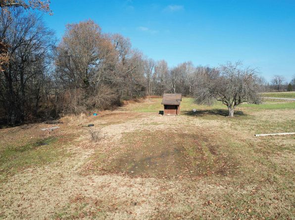 2477 Henderson Rd, Brookport, IL 62910