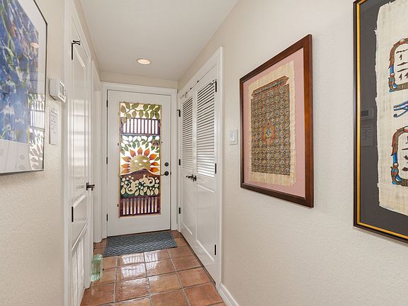 2nd image of 1022 Navarro St APT 304