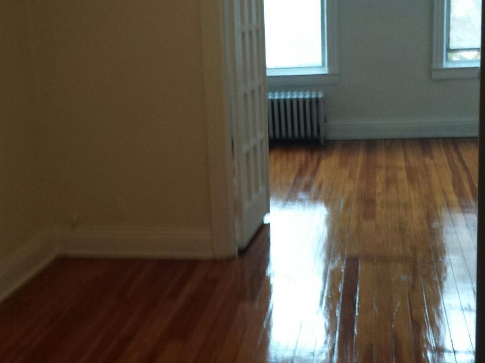 1st image of 5317 Skillman Ave APT 2R