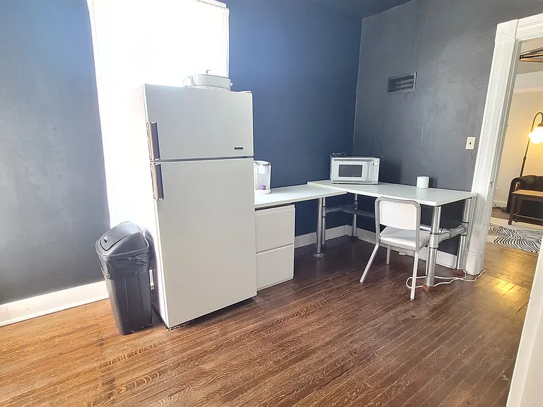 2000 E 34th St #2A — Photo 3