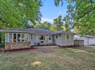 61733 Locust Rd, South Bend, IN 46614