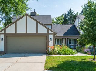 9140 N Sycamore Ct #23, Bayside, WI 53217