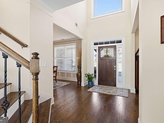 5th image of 4095 Sophy Dr