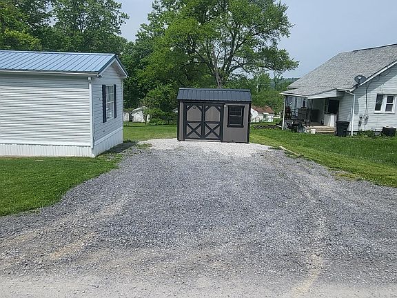4th image of 14 Kuykendall Ln