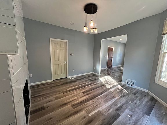 5th image of 3046 Bryant Ave S APT 1