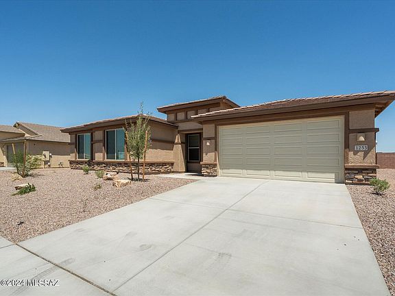 4th image of 1253 E Pecan Meadow Ln