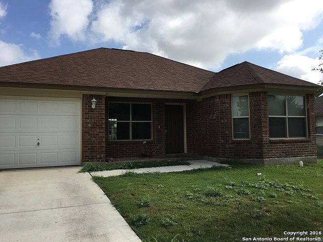 1st image of 4619 Hollyspring Dr