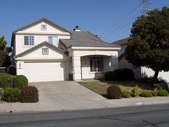 1st image of 2307 Woodhill Dr