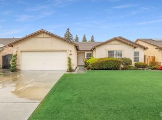 10604 High Plateau Way, Bakersfield, CA 93311