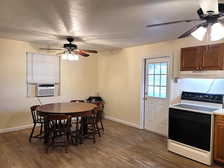 4362 W Midway Rd — Photo 11