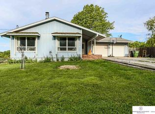 308 N How Ave, Murray, NE 68409