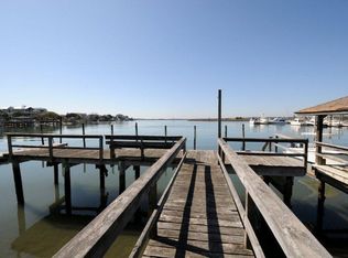 446 Causeway Dr, Wrightsville Beach, NC 28480