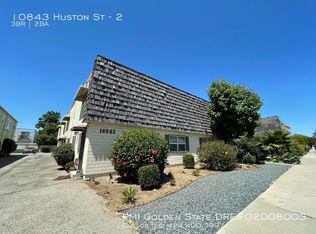 10843 Huston St APT 2, North Hollywood, CA 91601