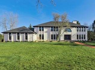 2255 Tennyson Ln, Highland Park, IL 60035