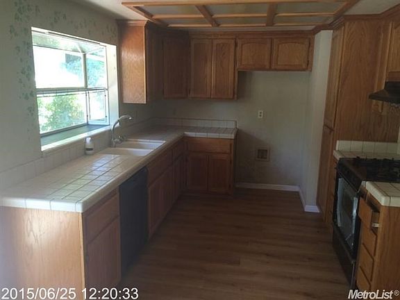 3rd image of 2859 Hyannis Way