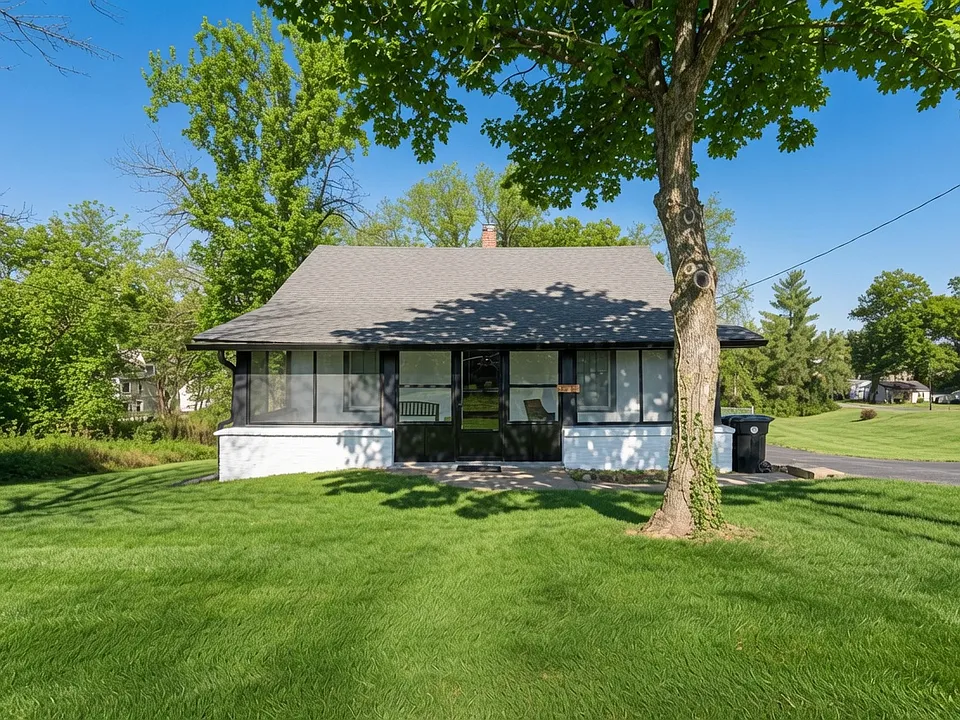 257 Gordon Pl