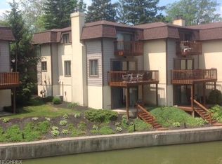 Compass Rose, Vermilion, OH 44089