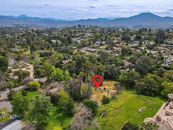 4th image of 4900 Alzeda Dr #0