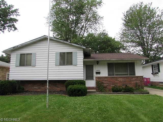 1st image of 13998 Kathleen Dr