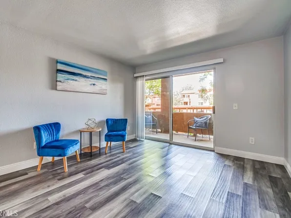 2500 San Gabriel Way Unit 104, Corona, CA 92882