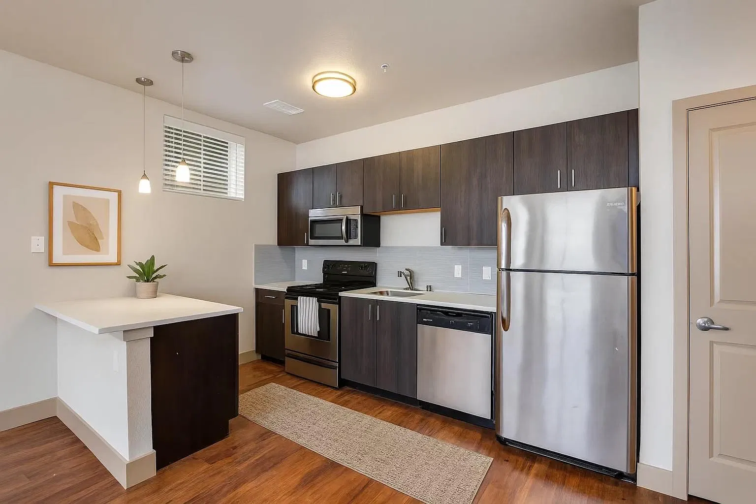 Peregrine Place — Photo 1
