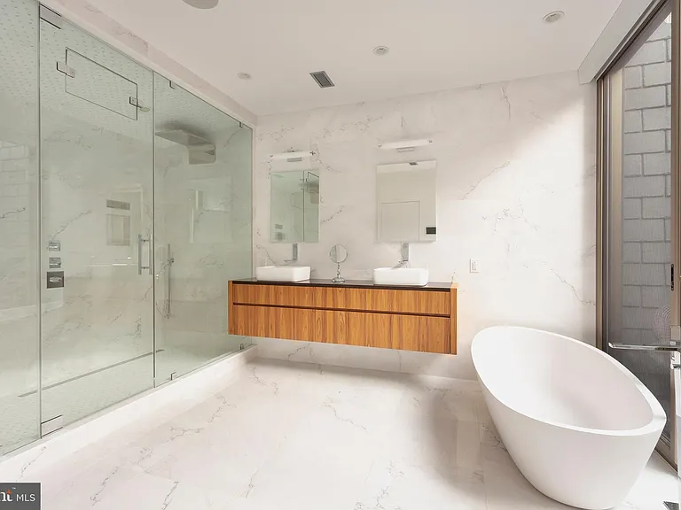 111 Walnut St — Photo 13