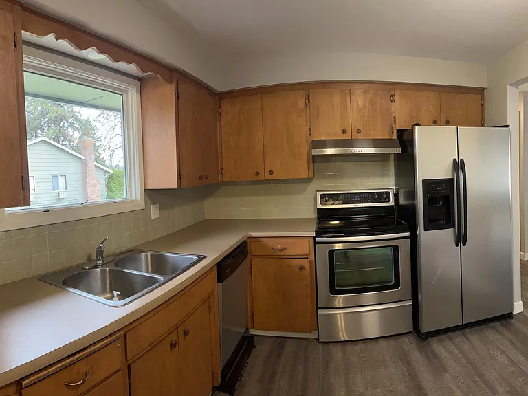 616 W Carolina Way — Photo 17