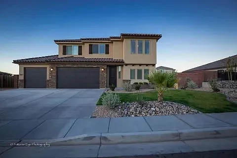 2907 E 3520 S — Photo 1