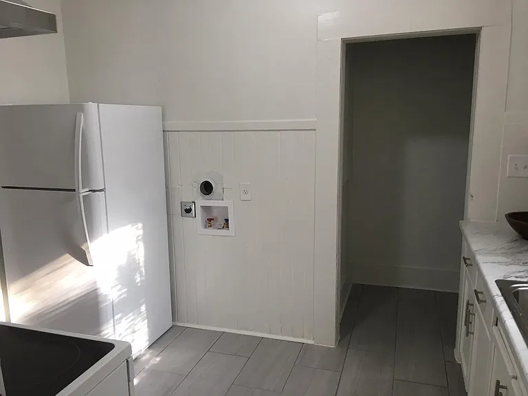 Stacked laundry hookups