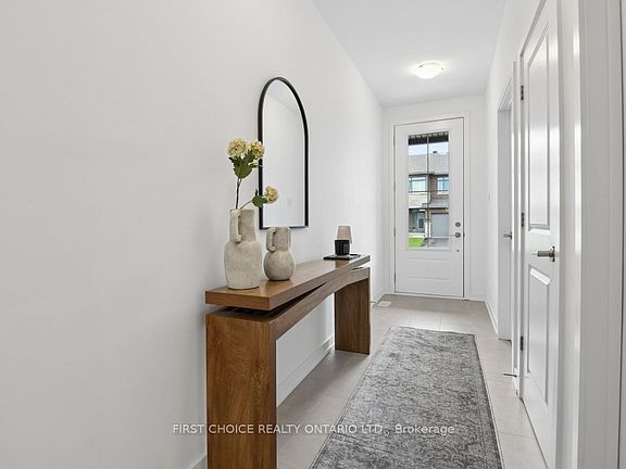 3rd image of 244 Hampshire Pl