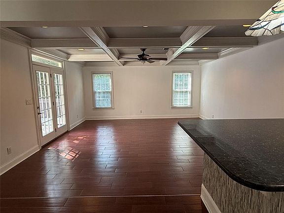 3rd image of 4225 Friar Tuck Ln