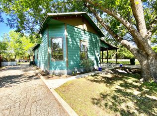 207 Sherwood St, San Marcos, TX 78666