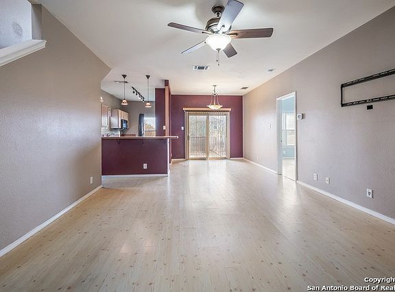 3rd image of 13607 Drakewood