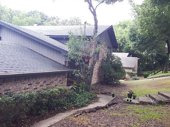 2nd image of 1206 Bow Creek Dr
