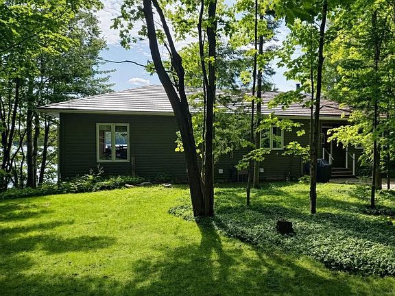 3rd image of 266 Cheer Lake Rd