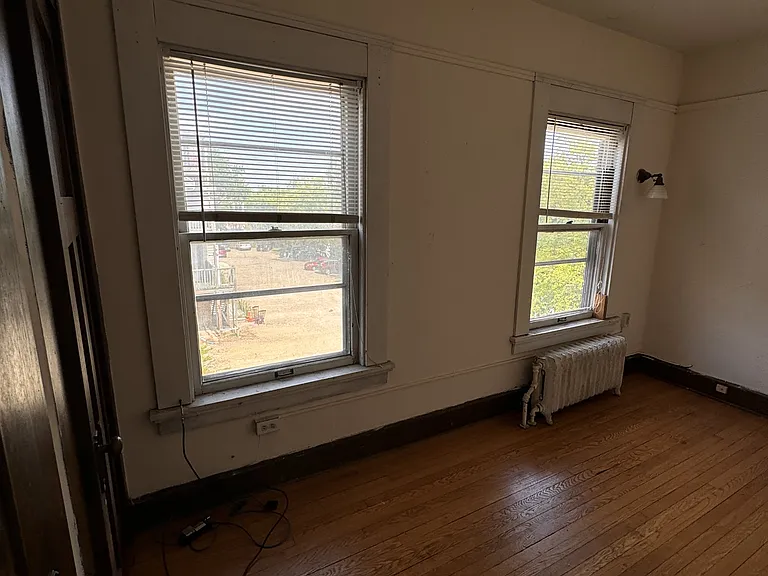 115 E Gorham St #2 — Photo 17