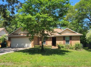 8712 Mamalu Pl, Diamondhead, MS 39525