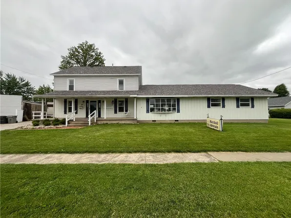 510 N Michigan Ave, Marshall, IL 62441