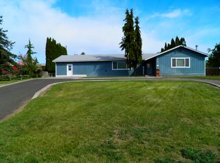 910 Butternut Rd, Grandview, WA 98930