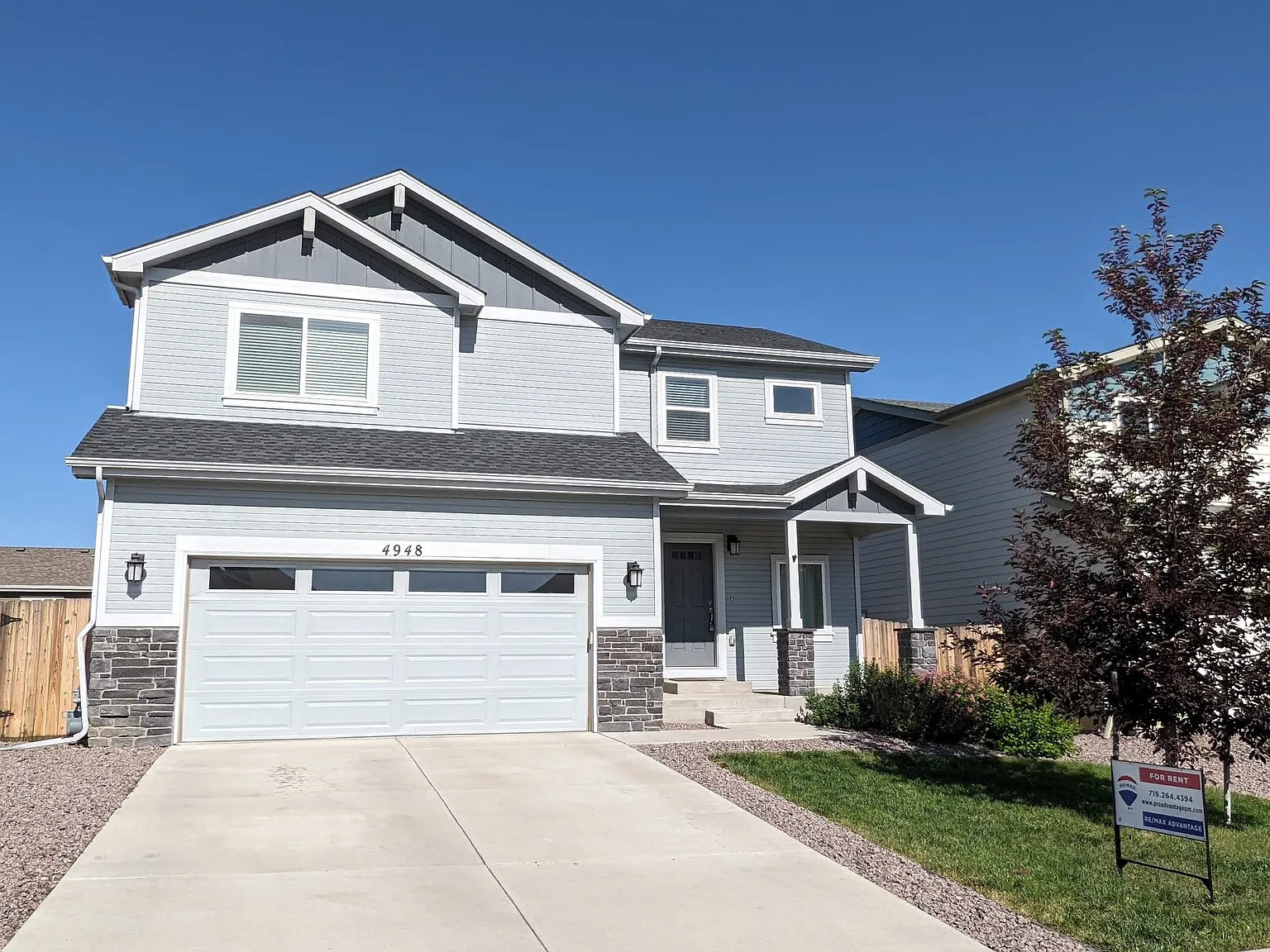 4 bed, 3.5 bath, 2793 sqft, $2,900 — Photo 2