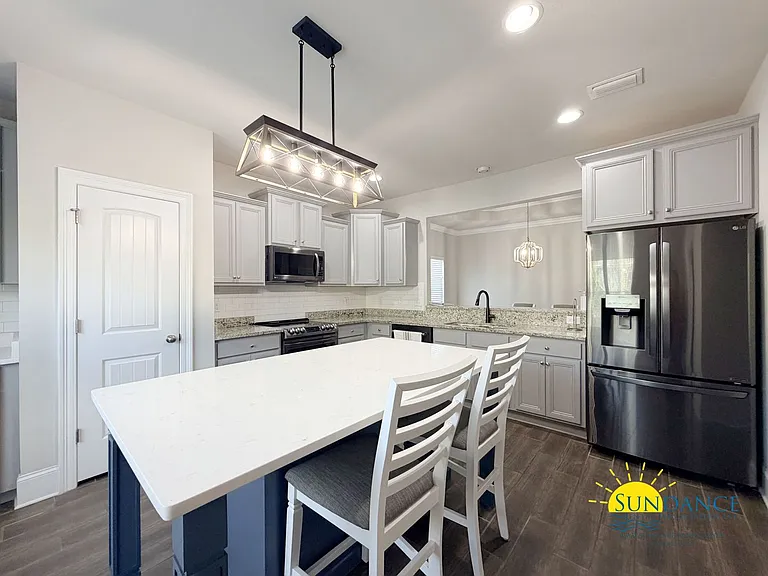 210 Tropical Breeze Dr — Photo 11