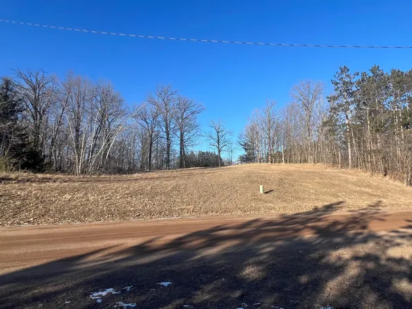 22902 N Shore Dr, Pine City, MN 55063
