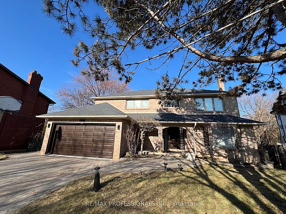 2nd image of 3365 Cider Mill Pl