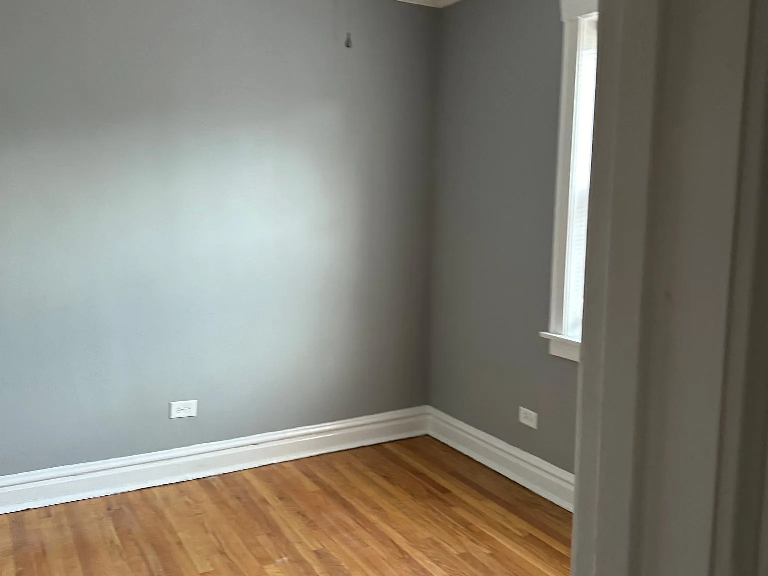 3317 N Karlov Ave — Photo 4