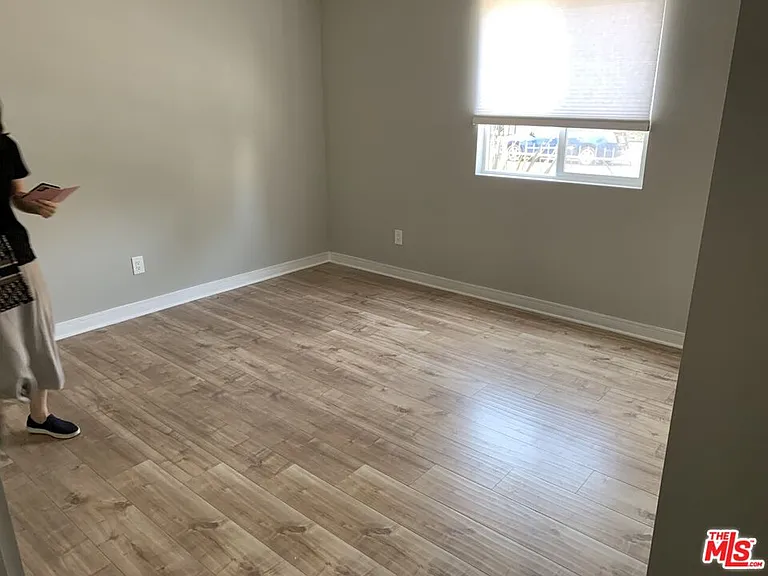 5526 Barton Ave — Photo 7