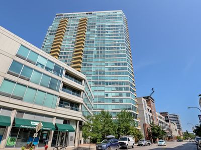 1720 Maple Ave APT 820, Evanston, IL, 60201