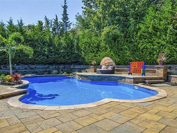 3rd image of 38 Blair Dr