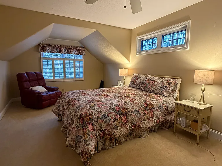 Arrowhead Dr — Photo 10