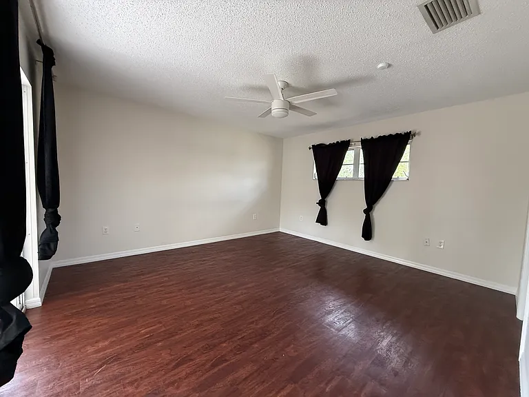 5834 Covington Way — Photo 9